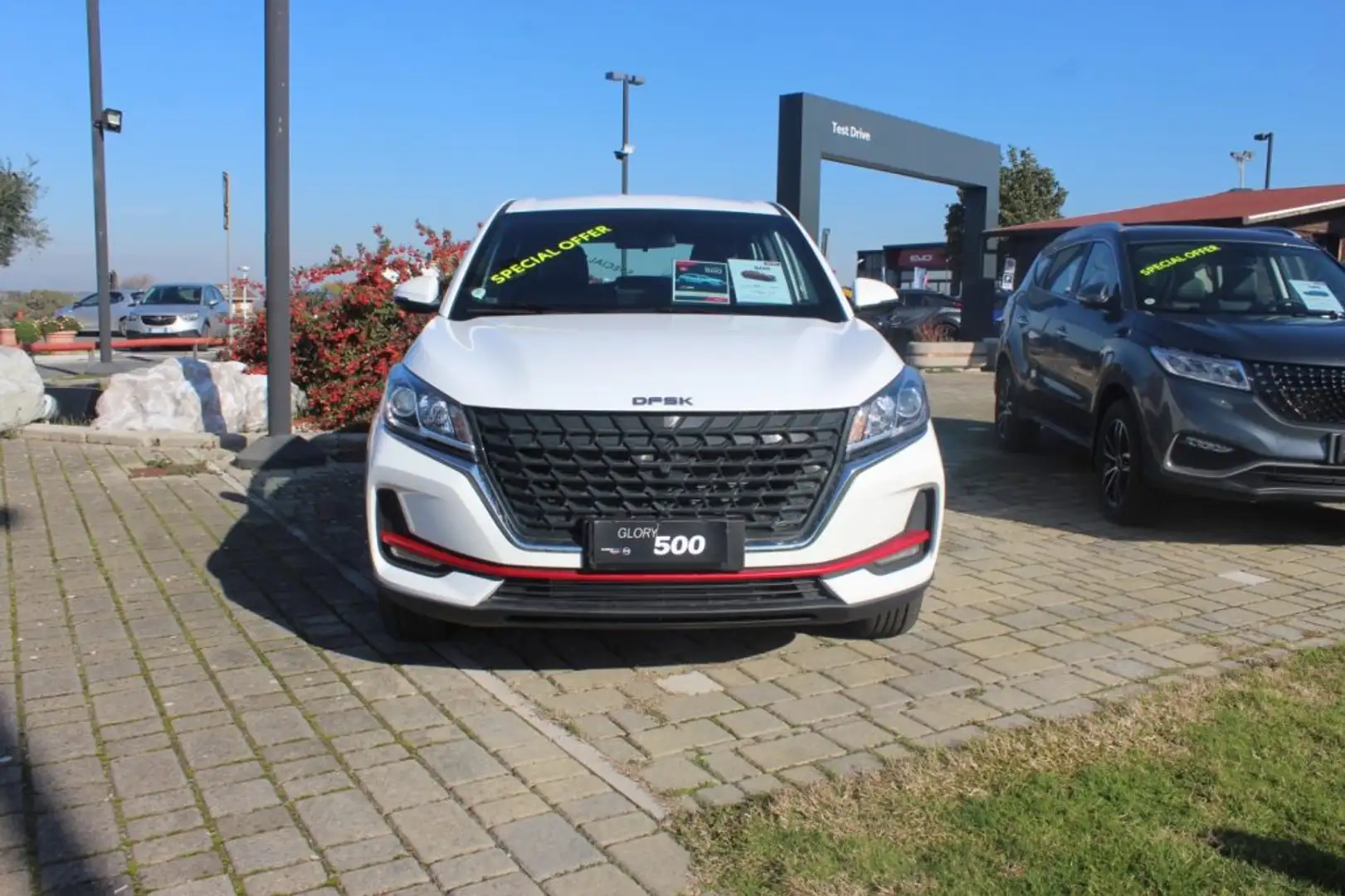 DFSK Fengon 500 Glory 500 1.5 Standard Weiß - 2