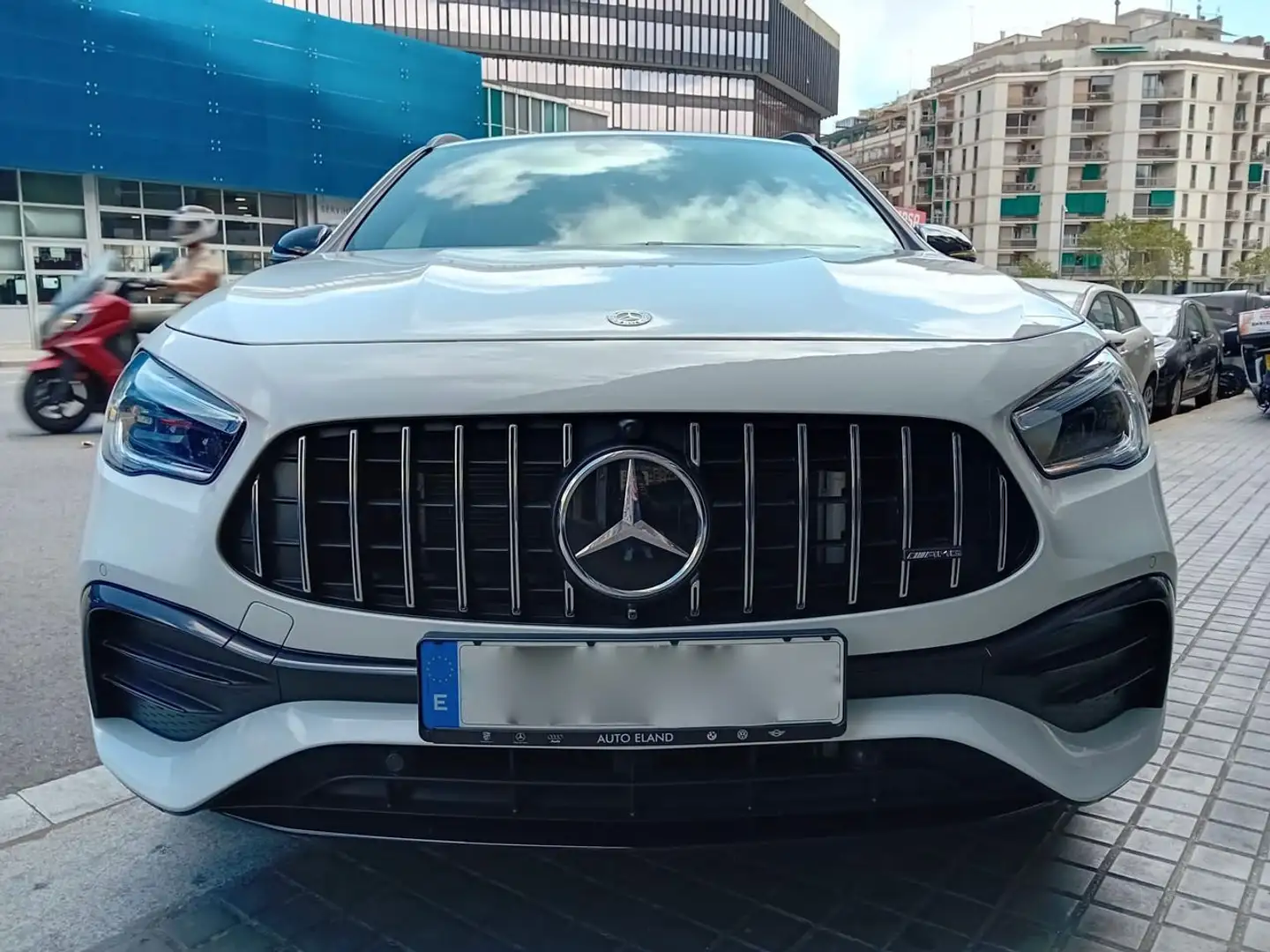Mercedes-Benz GLA 35 AMG 4Matic 8G-DCT Blanc - 2