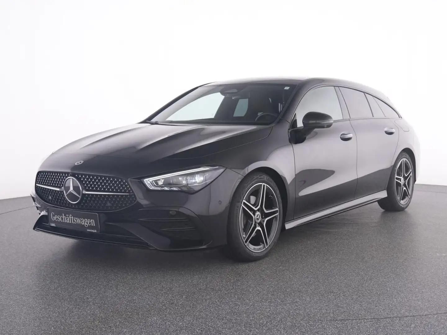 Mercedes-Benz CLA 180 d SB AMG+AHK+MBEAM+360+KEYGO+NIGHT+TOTWI Schwarz - 2
