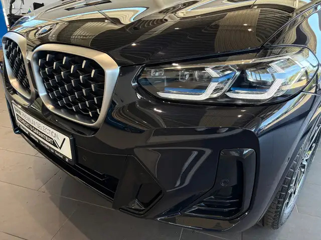 BMW X4 view 9
