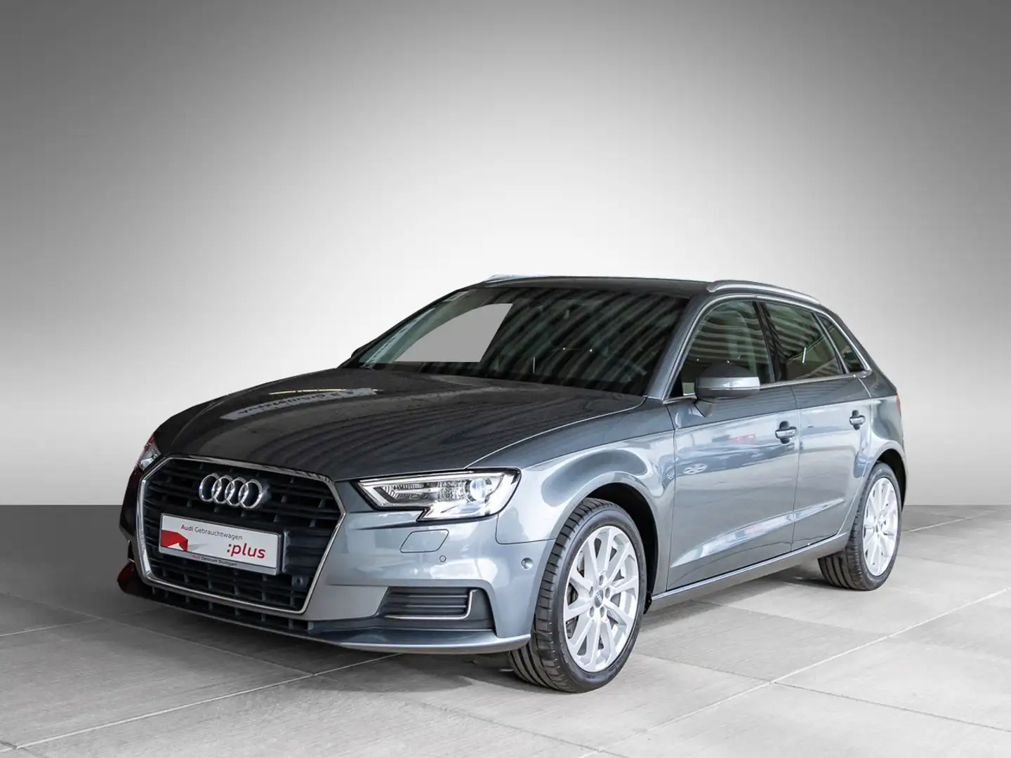 Audi A3 Sportback design 1.5 TFSI Leder Xenon Keyless Grijs - 2