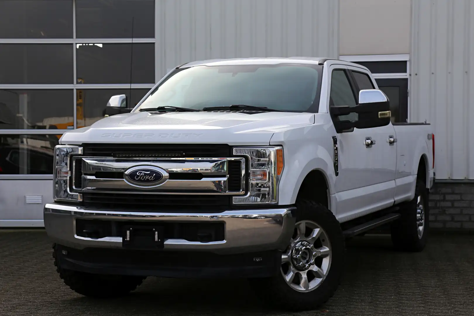 Ford F 250 USA 6.2 V8 390PK 4WD 6 Persoons Super Duty XL*Face Blanco - 1