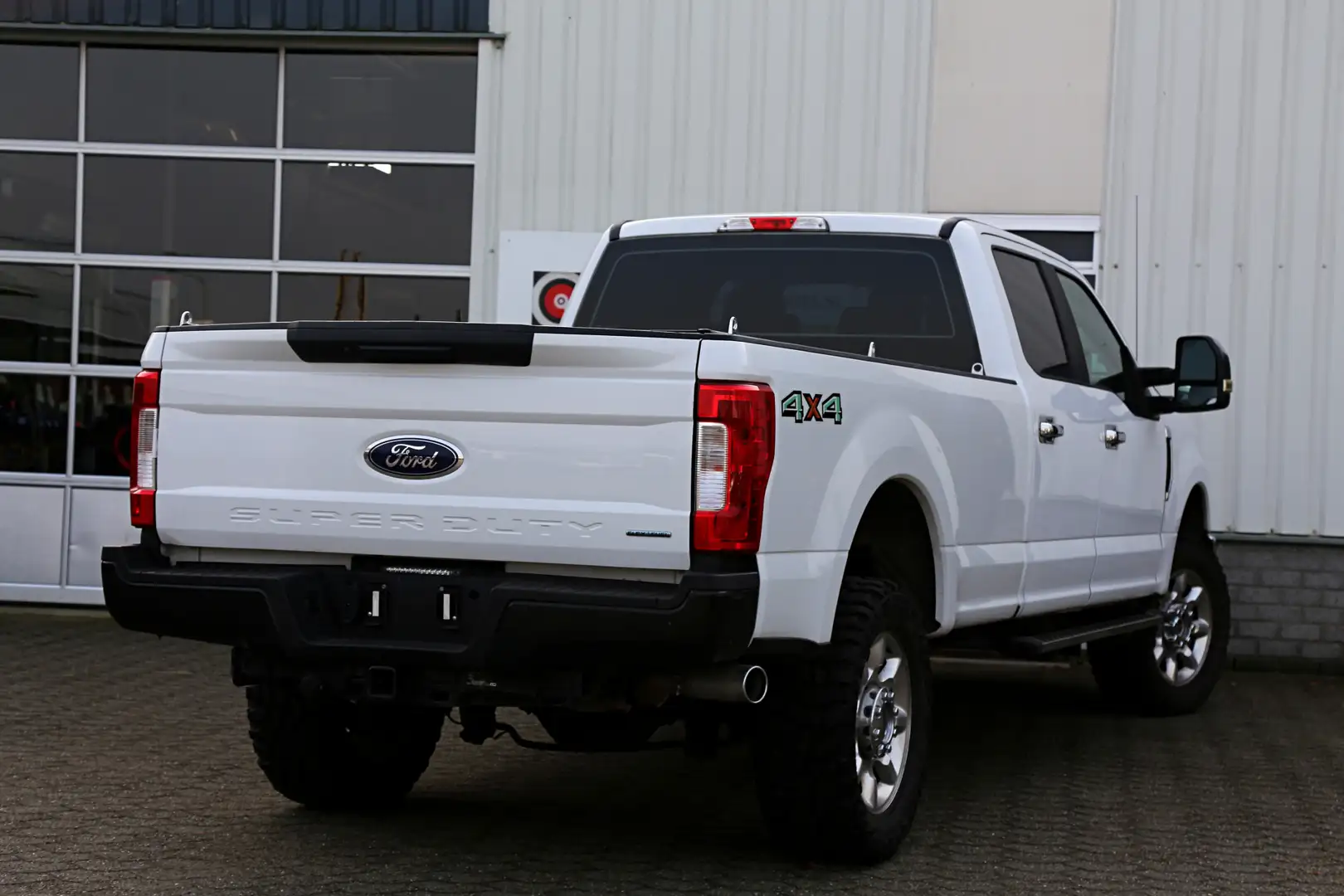 Ford F 250 USA 6.2 V8 390PK 4WD 6 Persoons Super Duty XL*Face Blanco - 2