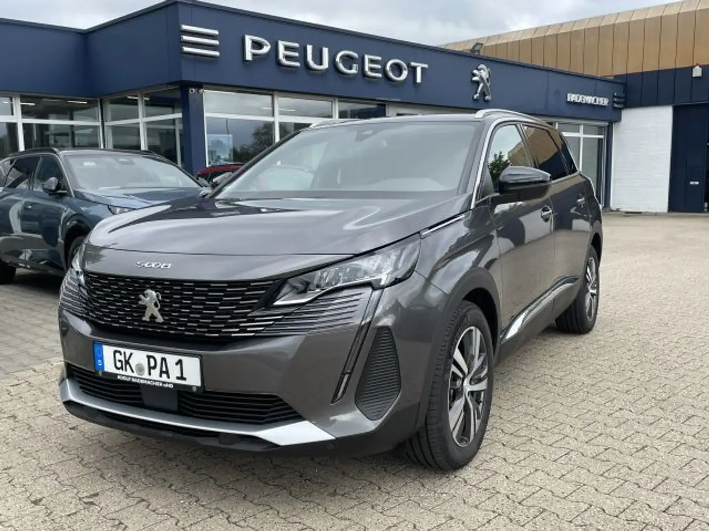 Peugeot 5008 BlueHDi 130 EAT8 Allure Pack Grau - 1