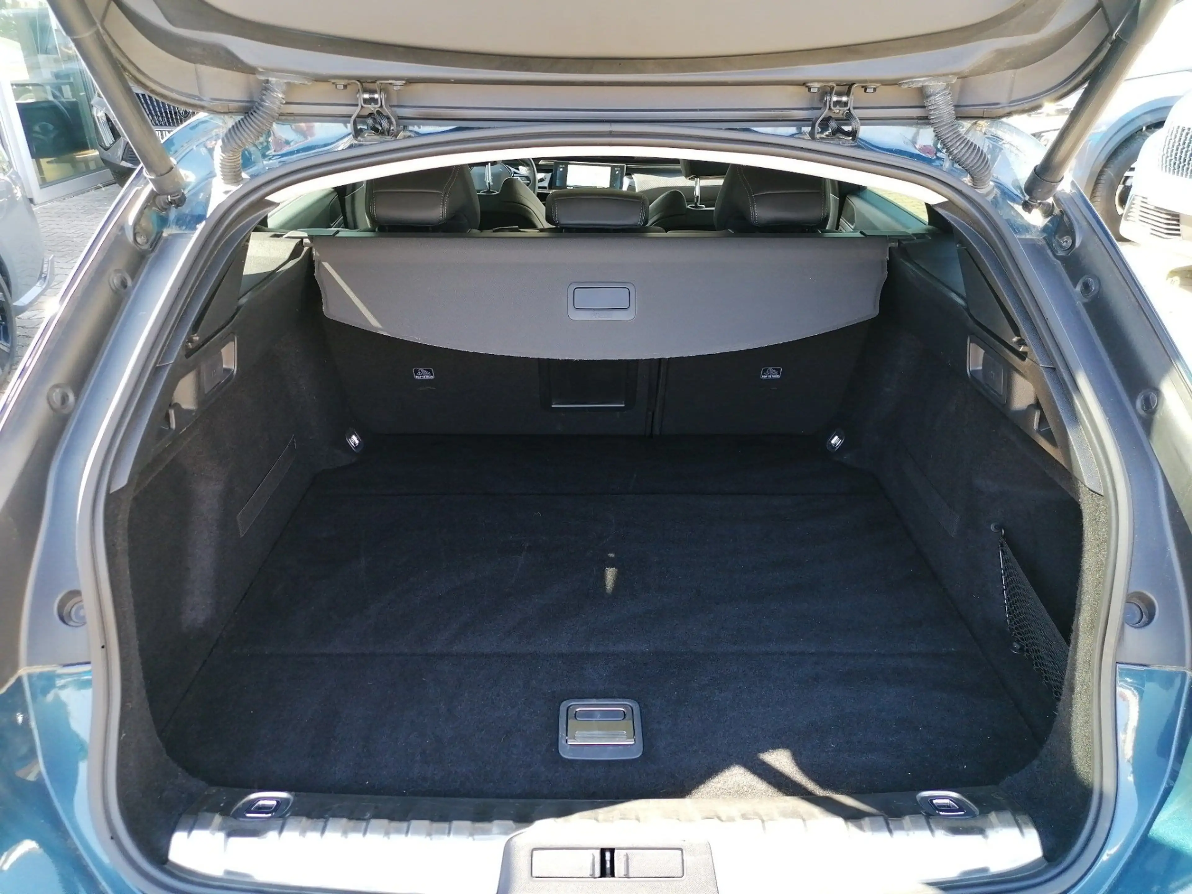 Peugeot 508 1.2 PureTech 130 SW Allure Pack ACC AHK LED — photo 12