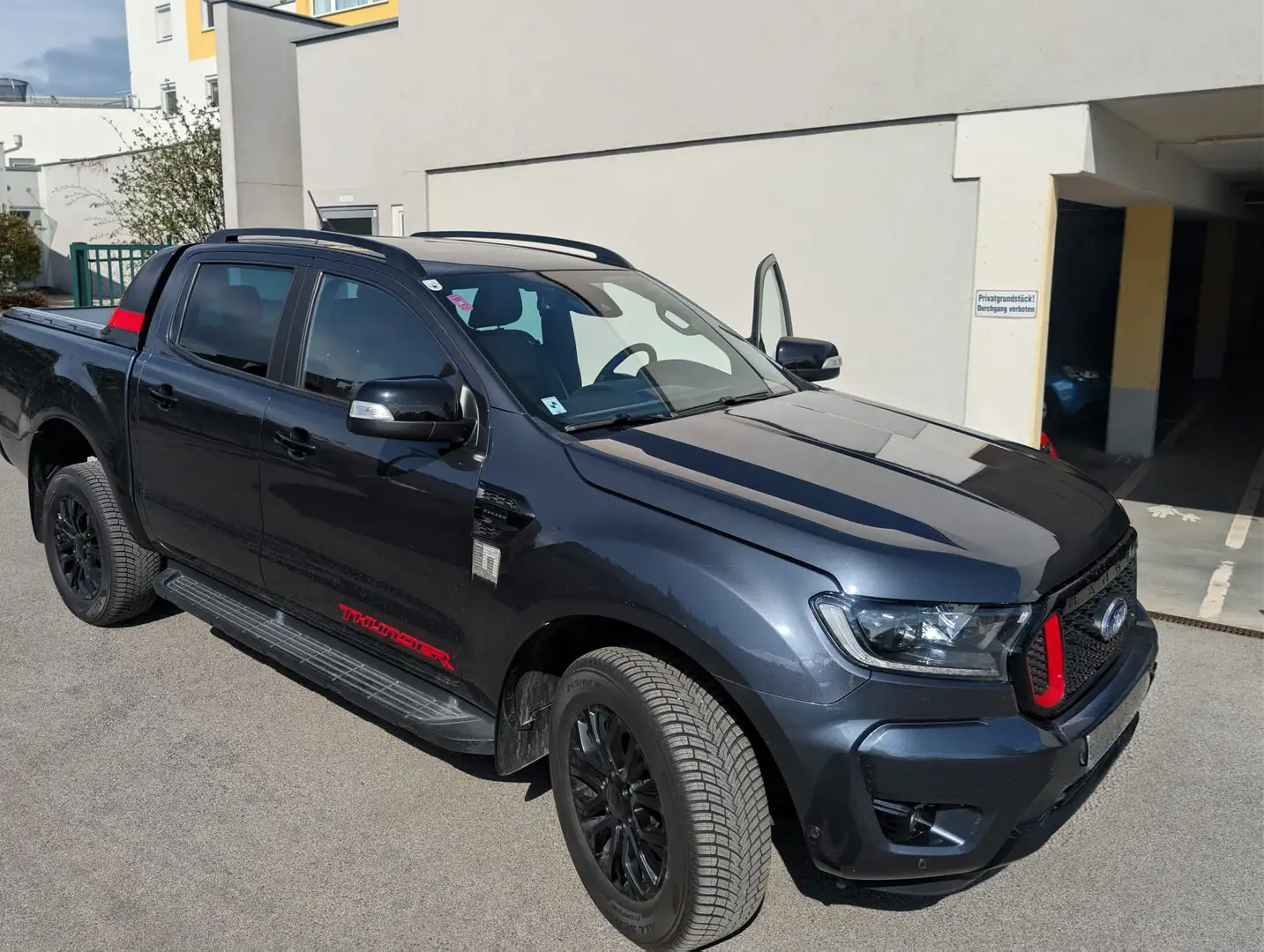 Ford Ranger Thunder Wildtrack Grau - 1