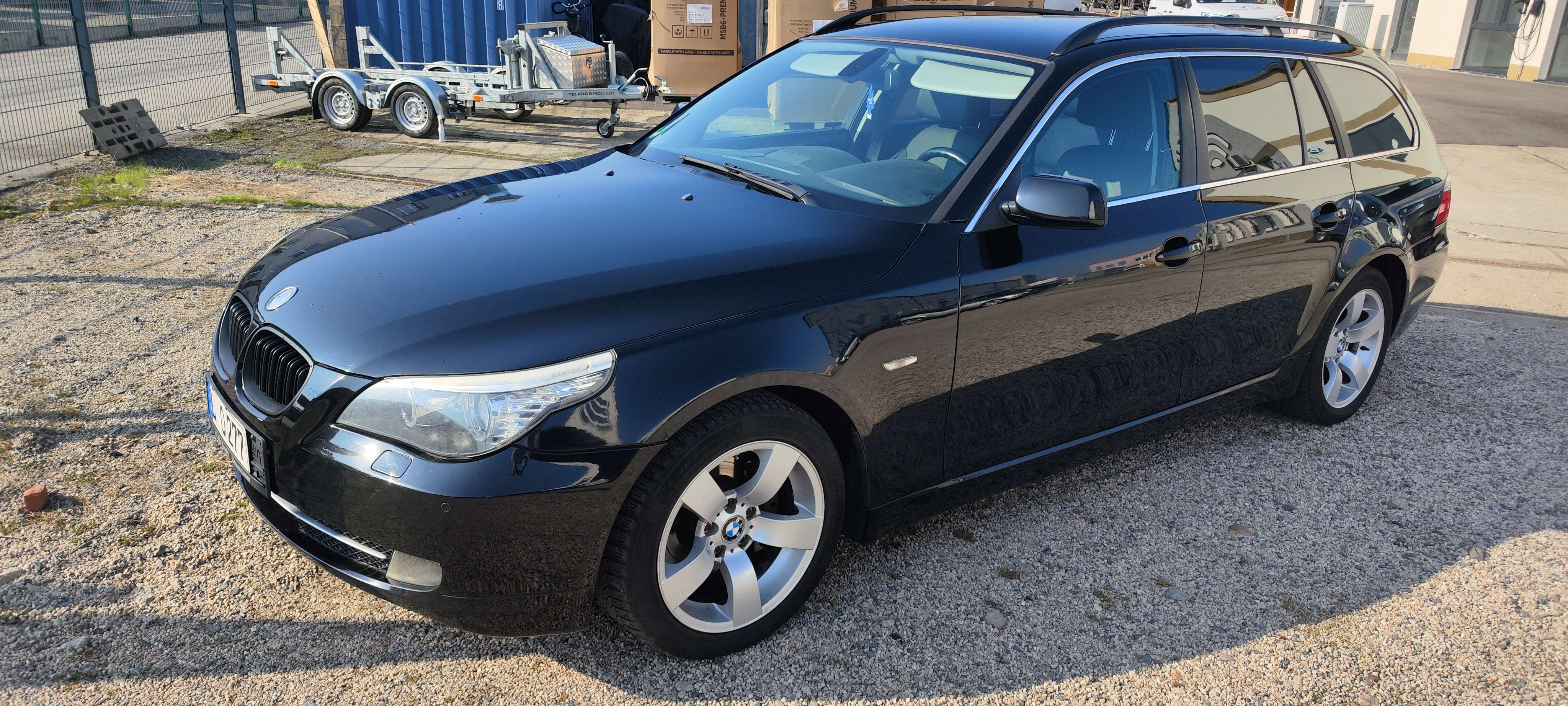 Second hand Bmw 5 Series 525i
