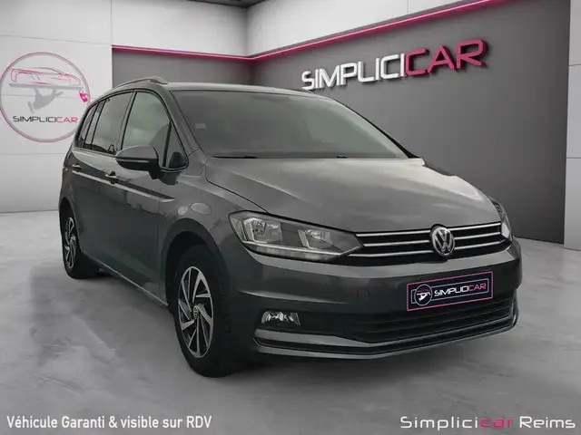 Volkswagen Touran Connect