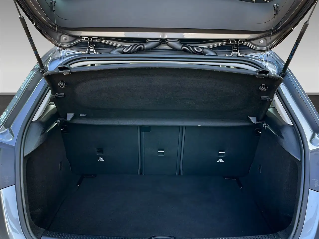 Mercedes-Benz A 180 PROGRESSIVE+LED+Kamera+CarPlay+LrHz+DAB 8