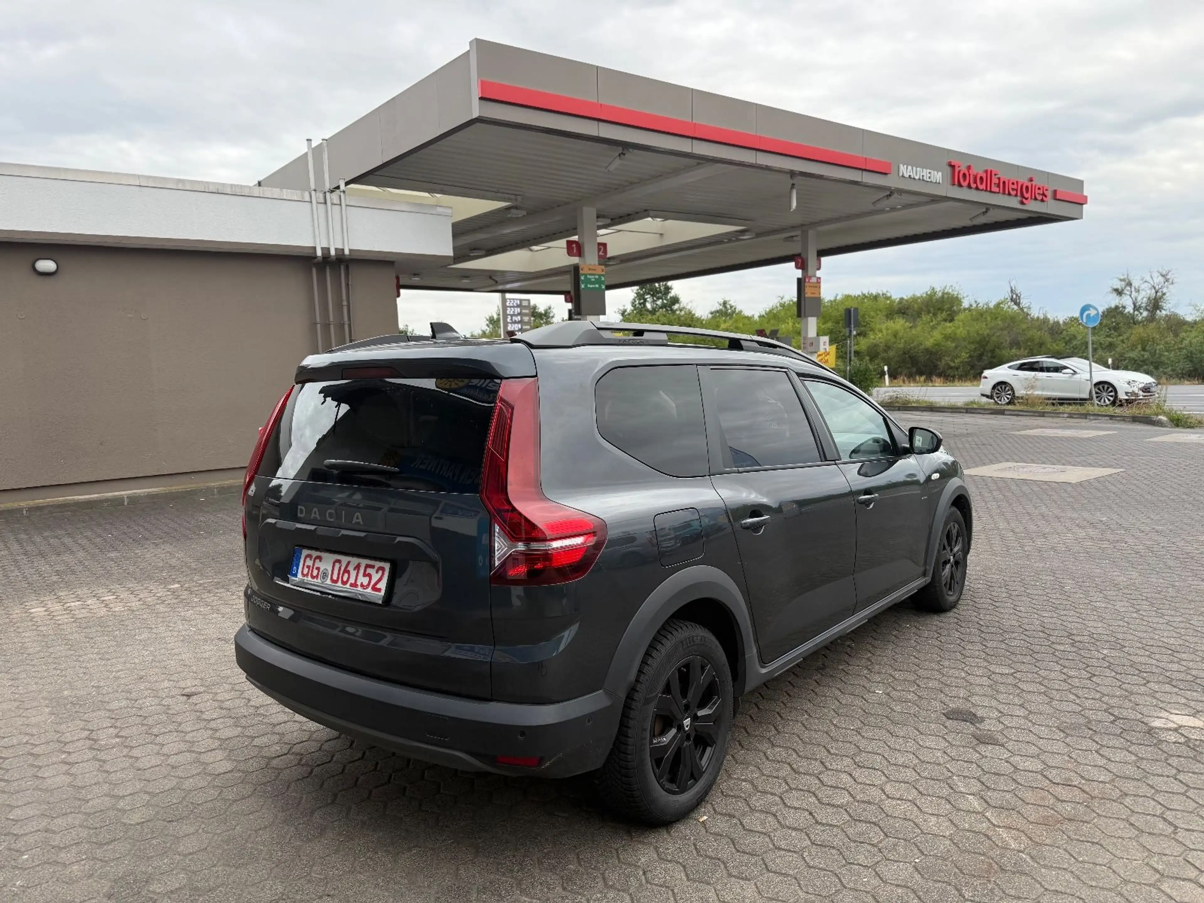 Dacia Jogger Benzin + LPG / Extreme+ / 1.HAND — photo 12
