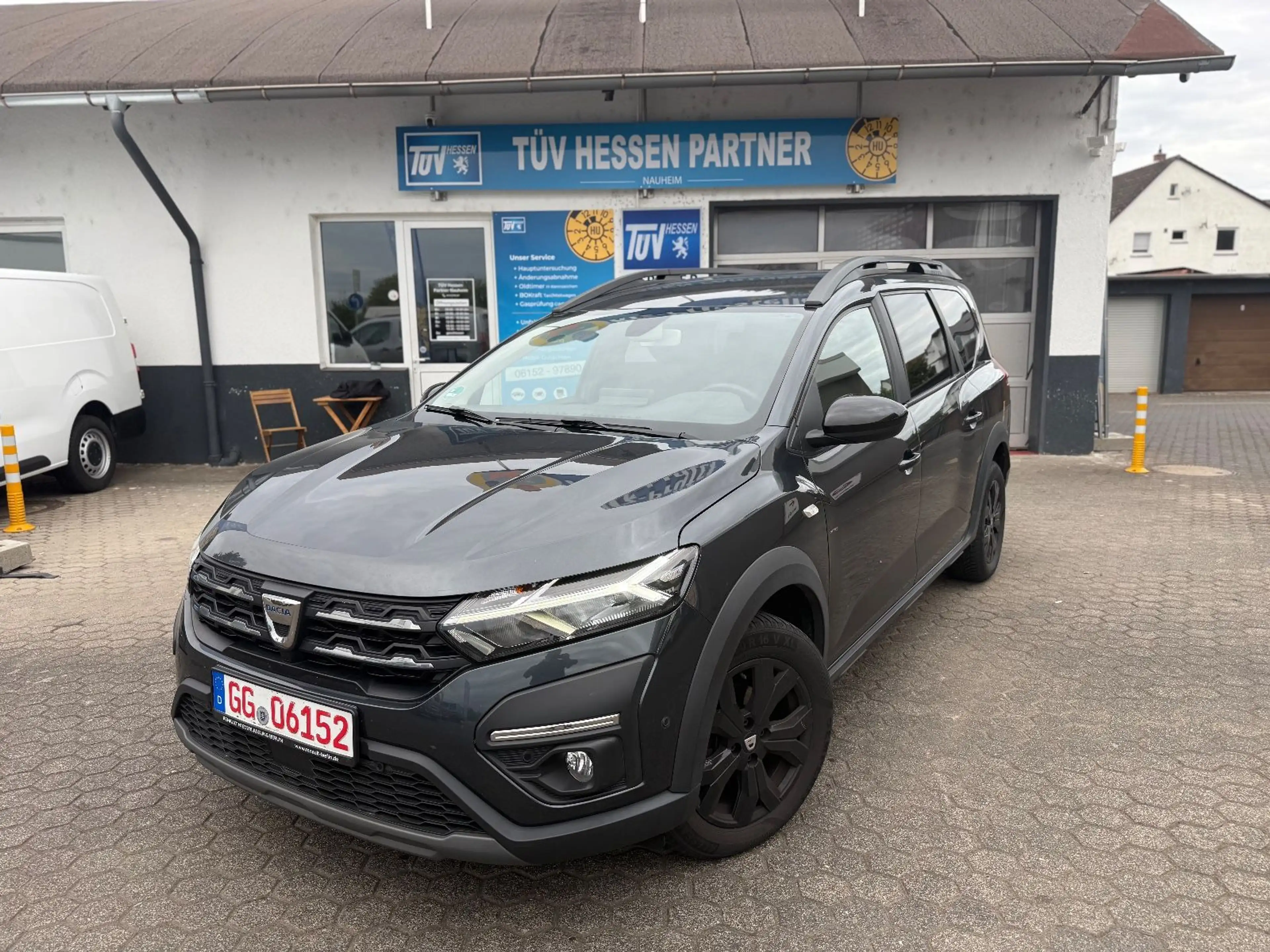 Dacia Jogger Benzin + LPG / Extreme+ / 1.HAND — photo 2