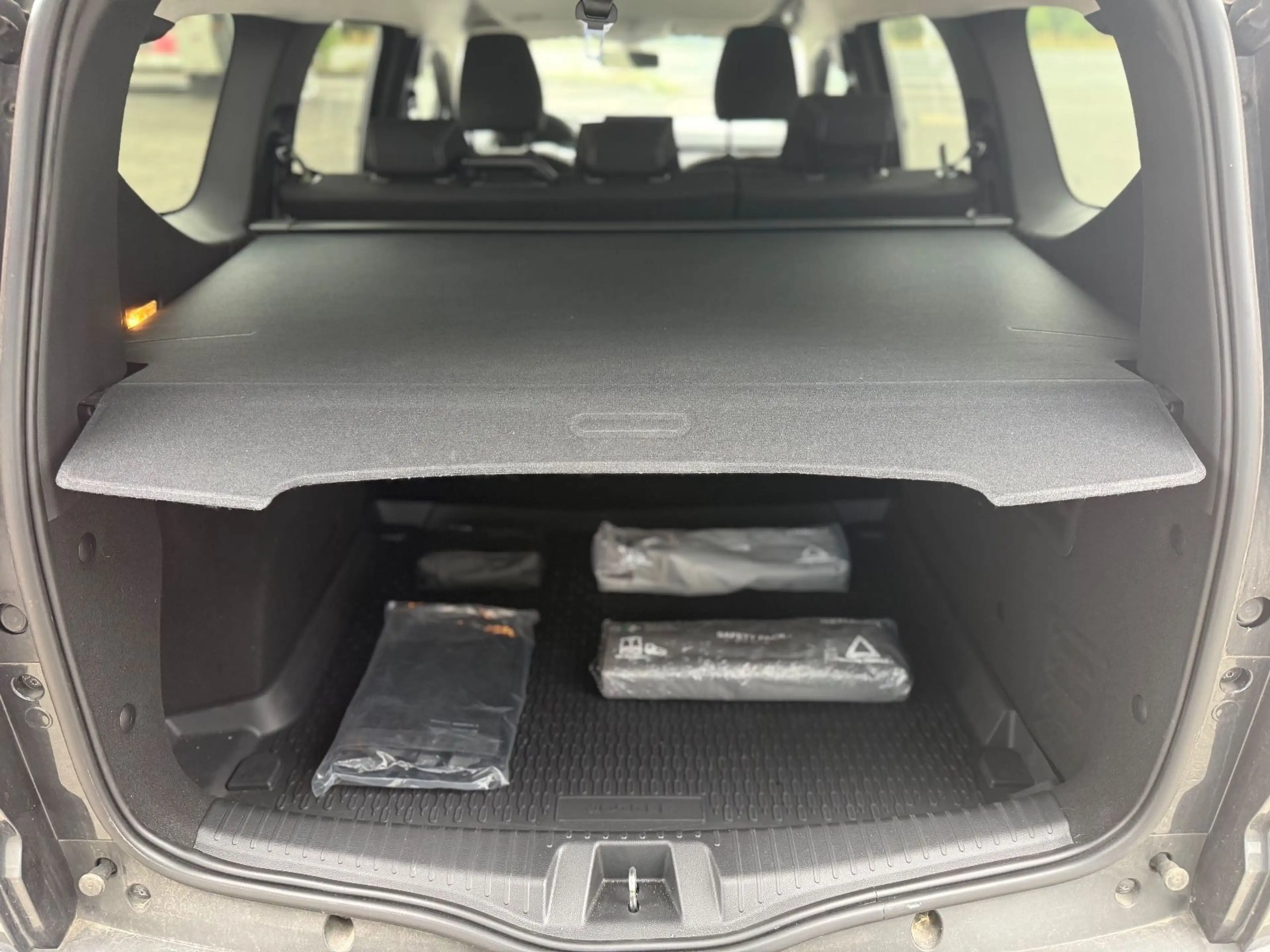 Dacia Jogger Benzin + LPG / Extreme+ / 1.HAND — photo 10