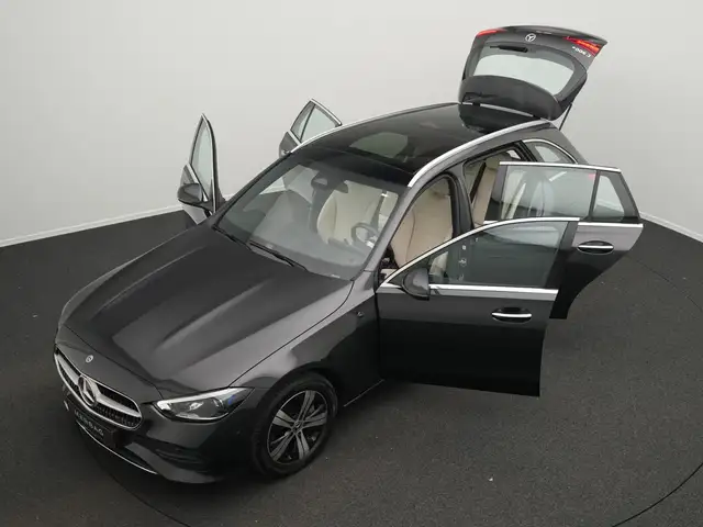 Mercedes-Benz C-Class view 14