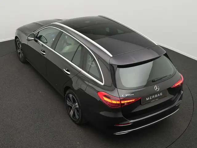 Mercedes-Benz C-Class view 13