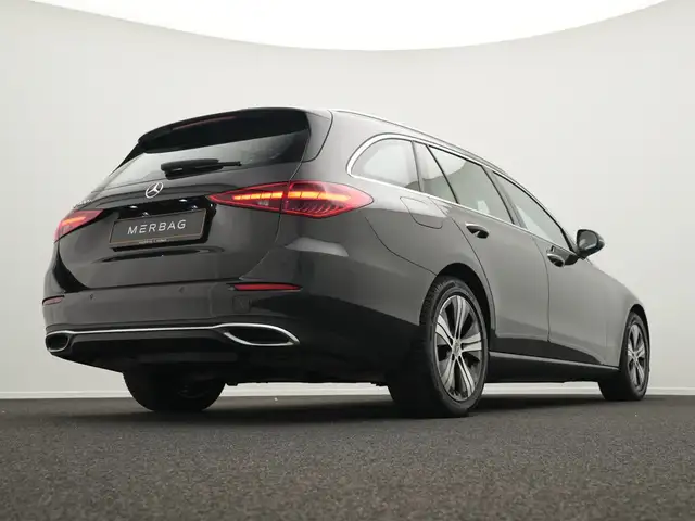 Mercedes-Benz C-Class view 11