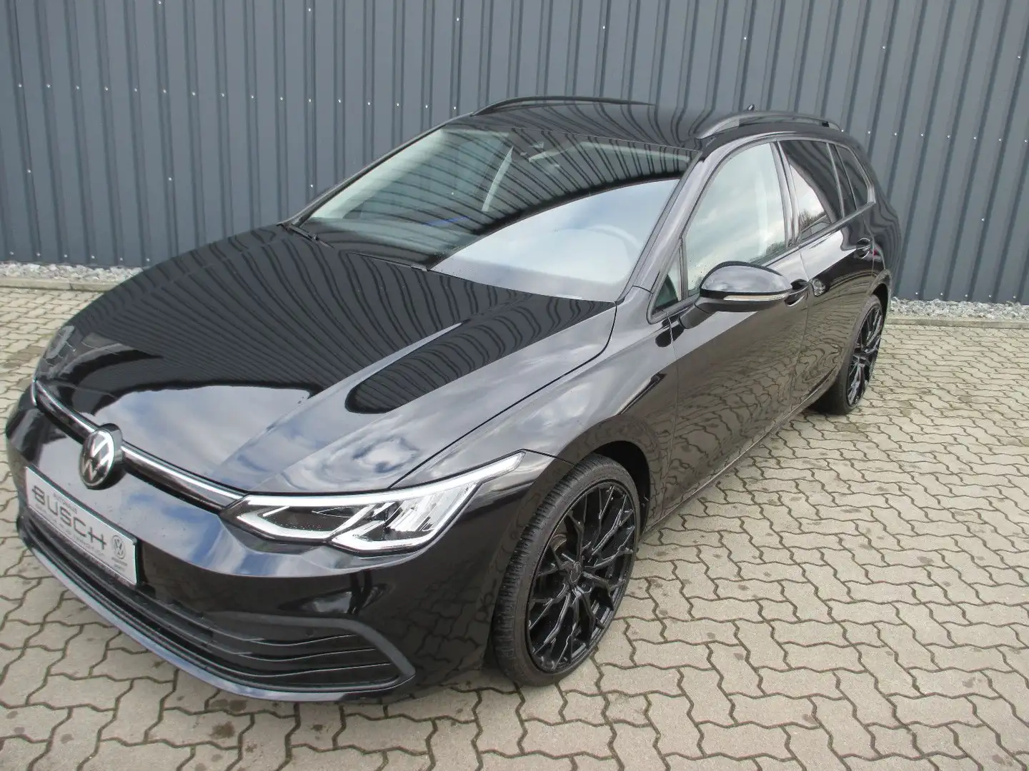 Volkswagen Golf VIII Variant 2.0 l TDI 85KW 6-Gang LED,GRA, Noir - 1