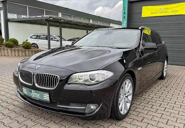BMW 530 d Touring Navi.Pano.Leder.SHZ.HiFi R.Cam