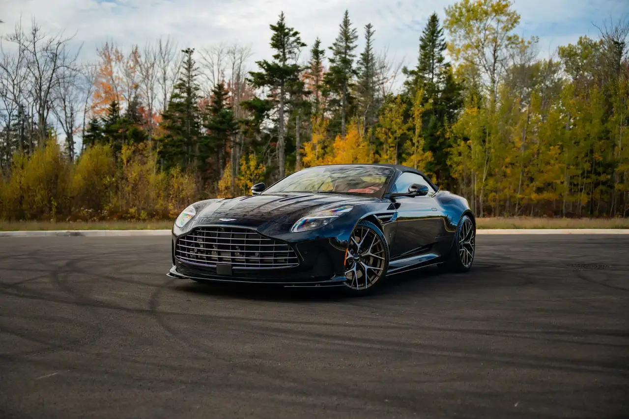 2025 Aston Martin DB12