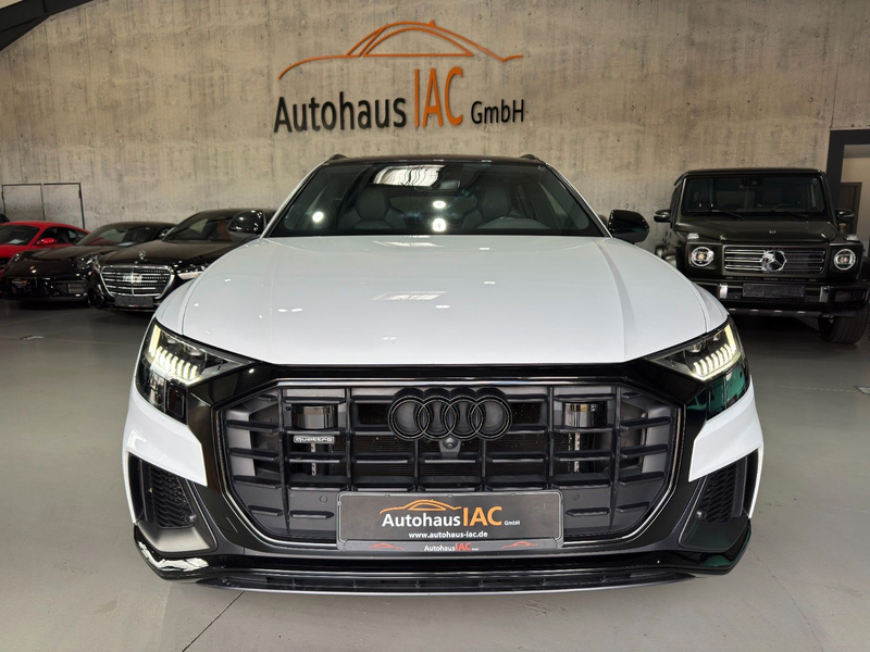 Audi Q8 /60/TFSI/e/quattro/PANO/AHK/360*/3D/S-line/LED — photo 3
