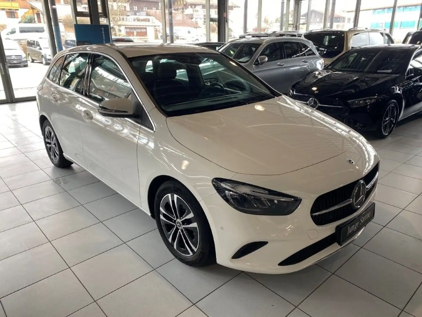 Mercedes-Benz B 180 Progressive Line Advanced Kamera Winterpak Weiß - 2