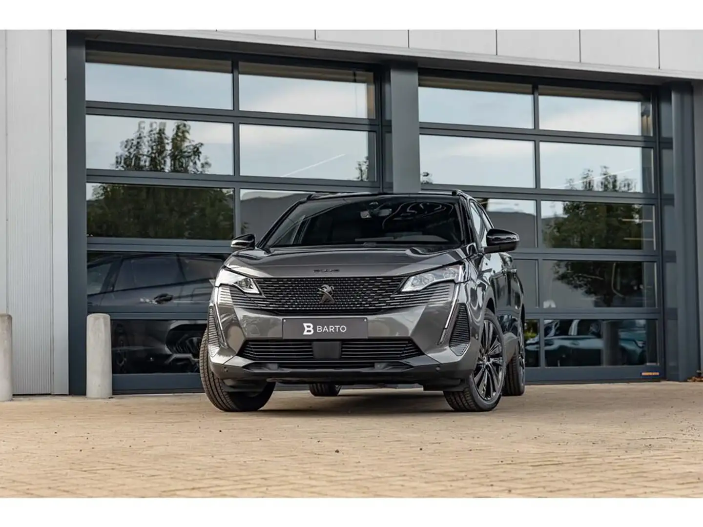 Peugeot 5008 GT | Automaat 130pk | Black Pack | 7-zit | Zete... Grau - 1