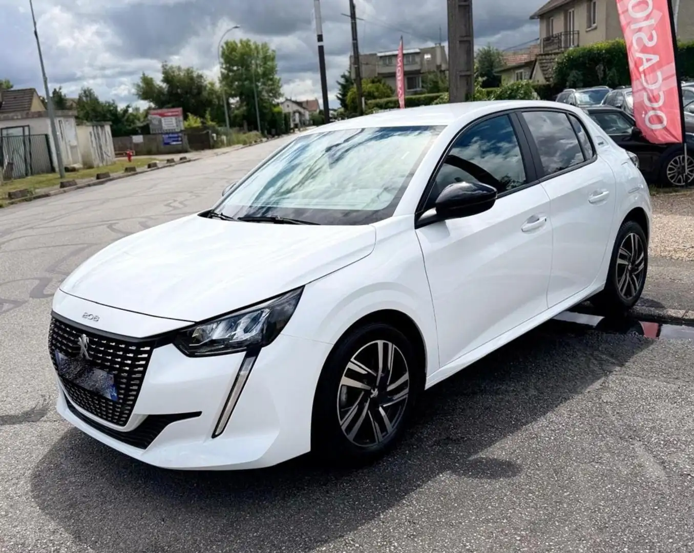Peugeot 208 Style 1.2 PT 100CV BVM6 12500HT Blanc - 1