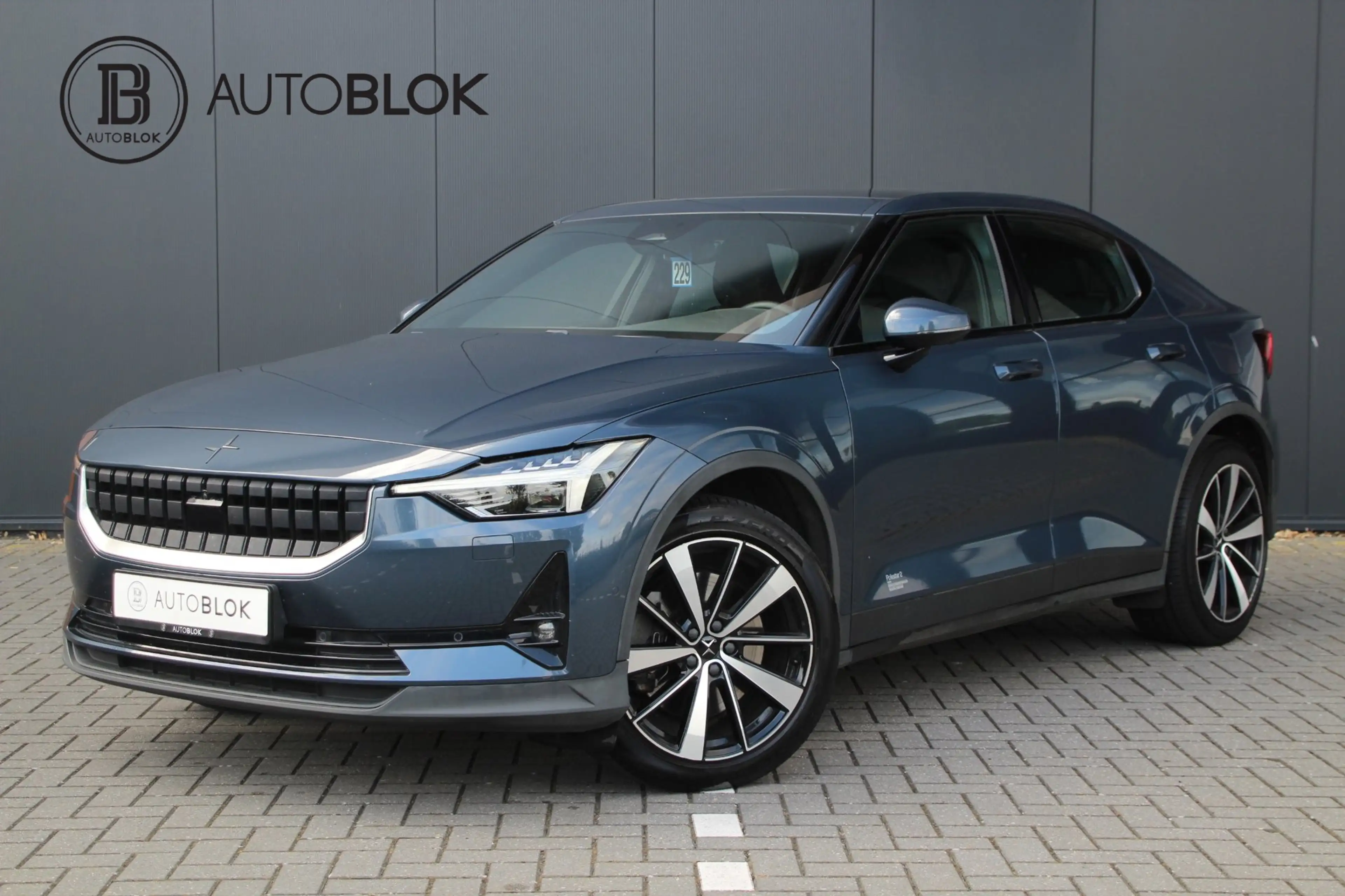 Polestar 2 Long Range Dual Motor Plus Pilot78kWh | Glazen pan