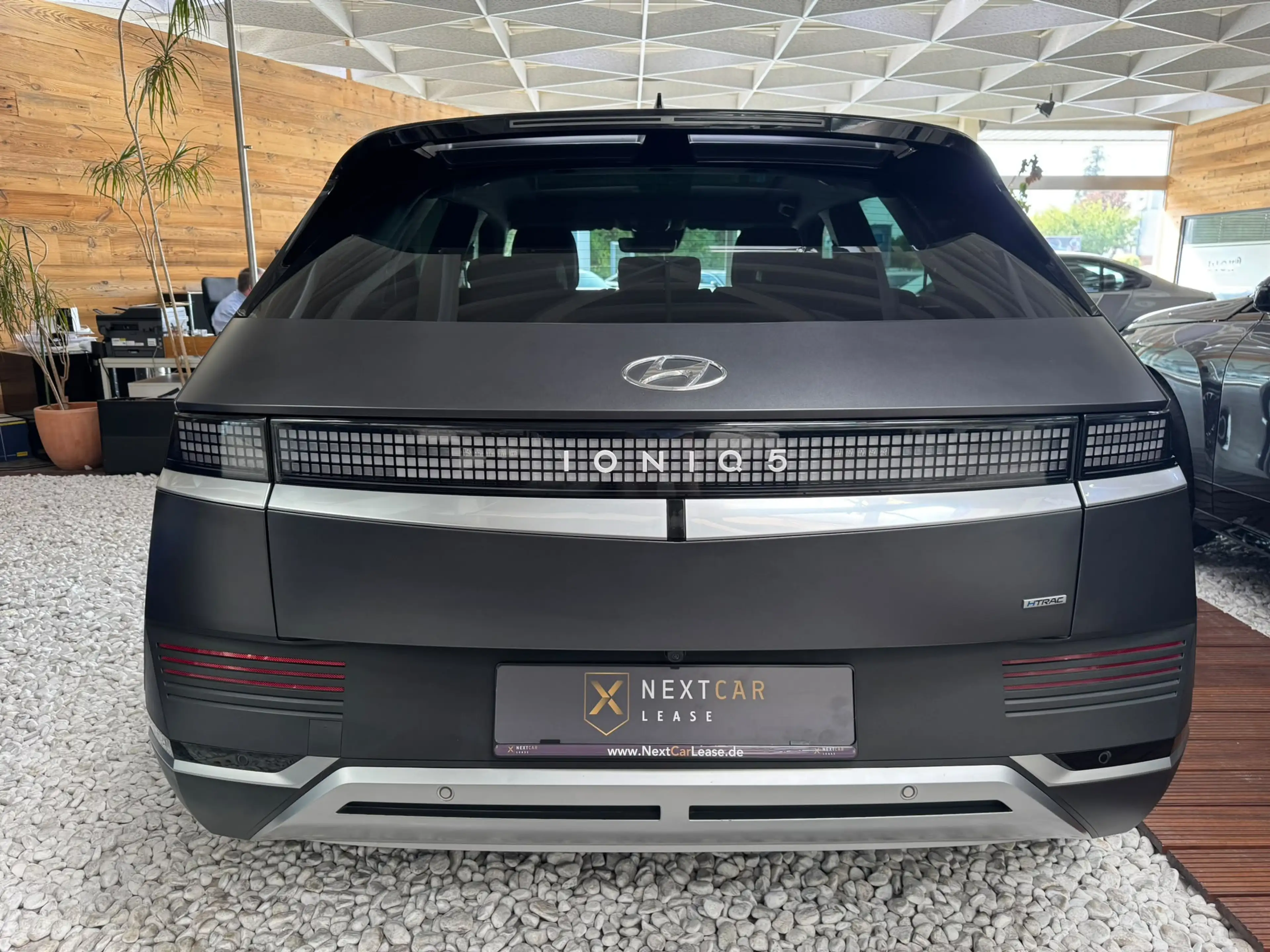 Hyundai IONIQ 5 Techniq 4WD Pano 20Zoll Werksgarantie — photo 5