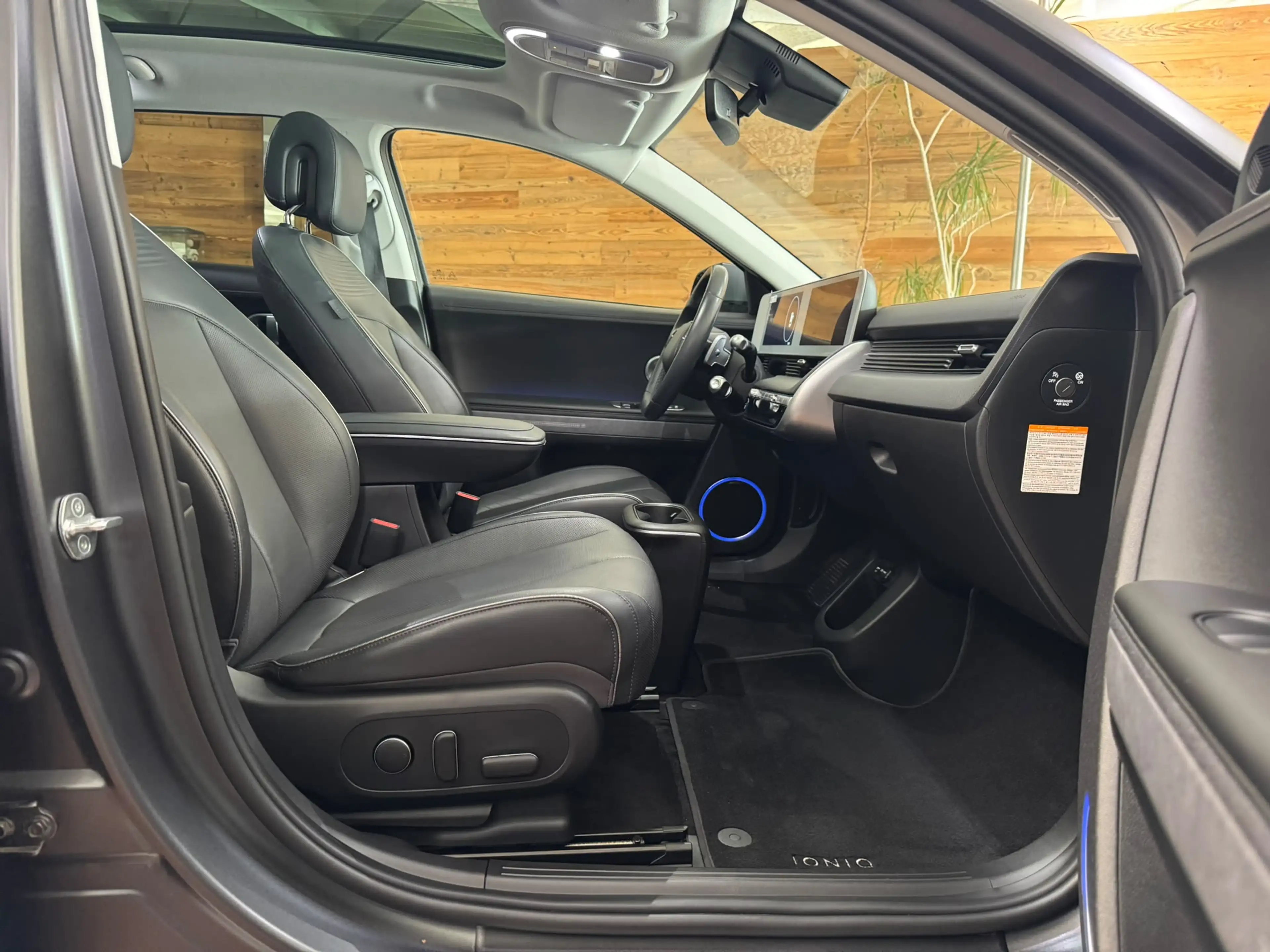 Hyundai IONIQ 5 Techniq 4WD Pano 20Zoll Werksgarantie — photo 11