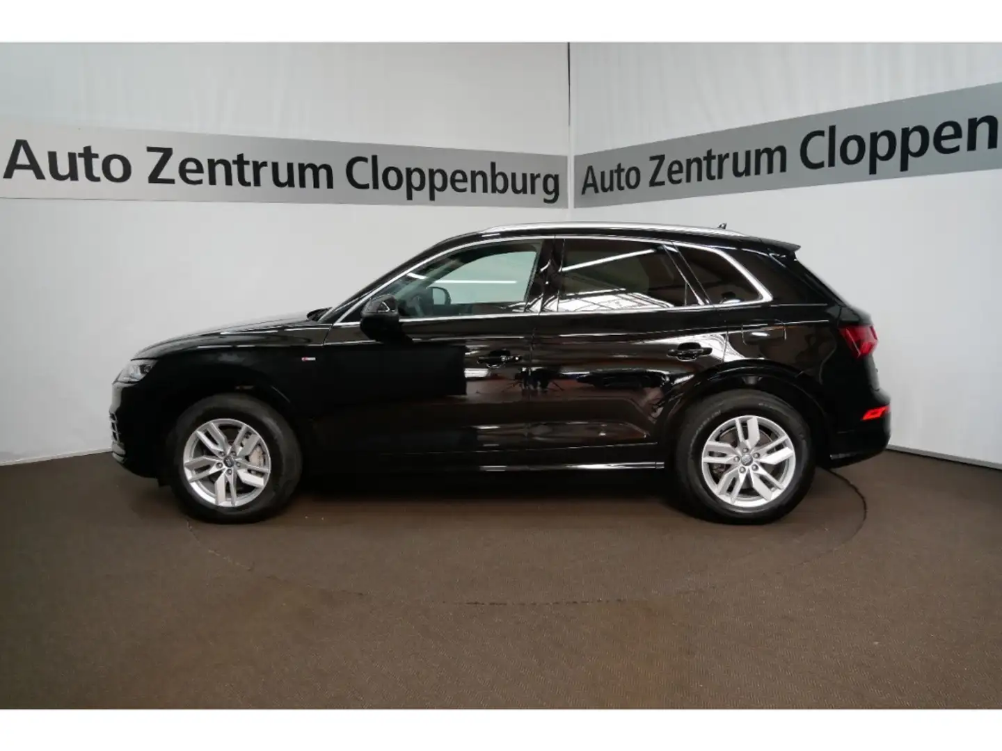 Audi Q5 55 TFSI e qu sport LED+Navi+Alcantara+PDC+18 Schwarz - 2