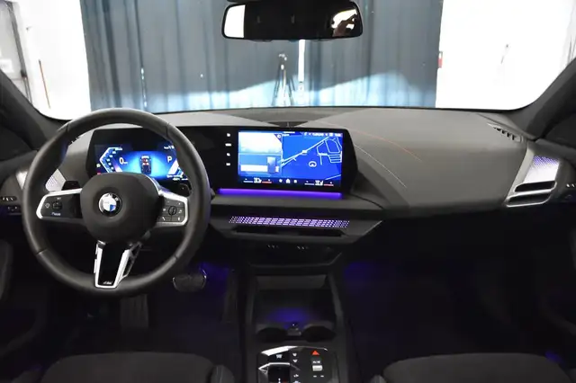 BMW 1 Series view 7