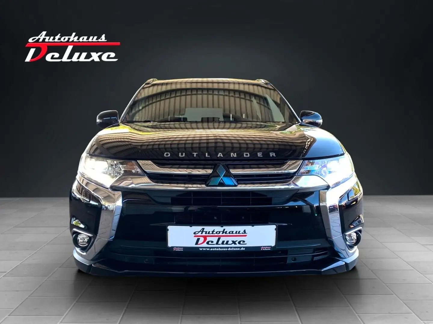 Mitsubishi Outlander 2,0 EDITION+ NAVI-360°KAMERA-7-SITZER Negro - 2