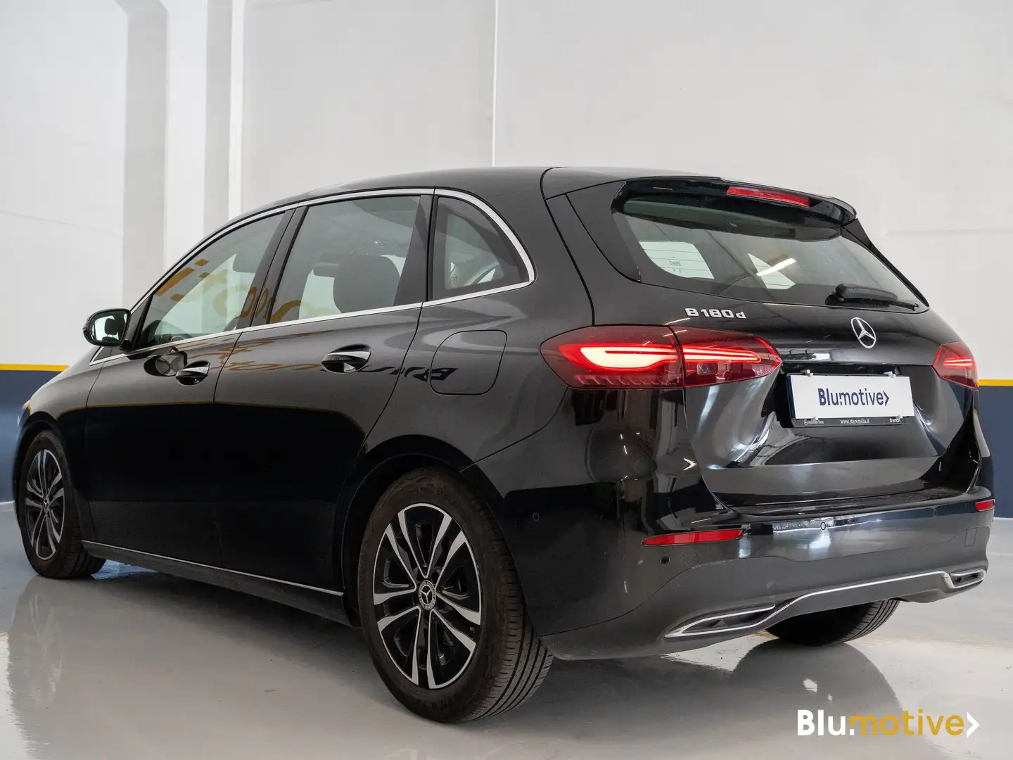 Mercedes-Benz B 180 d SPORT AUTOMATICA Nero - 2