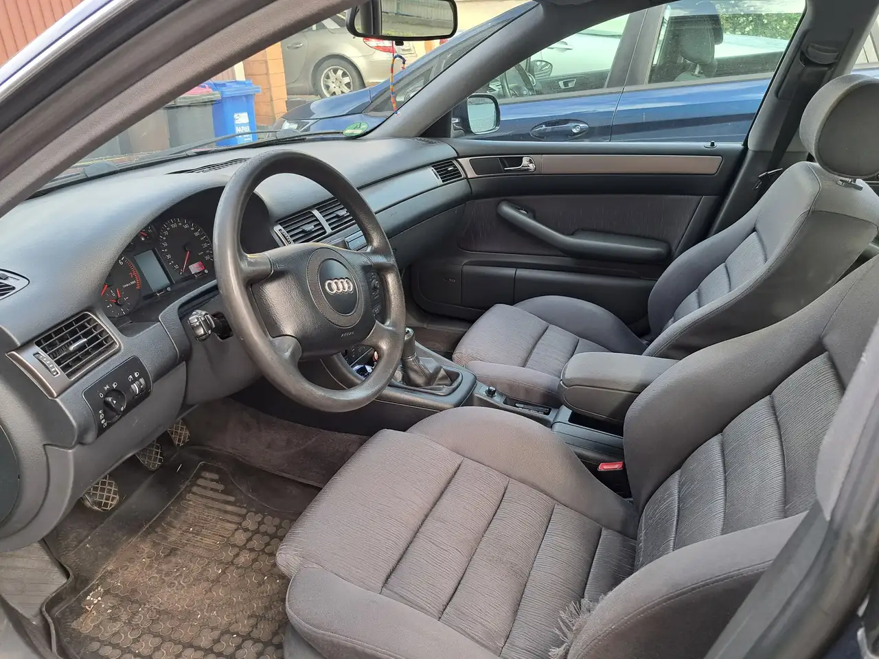 Audi A6 2.4, foto 7