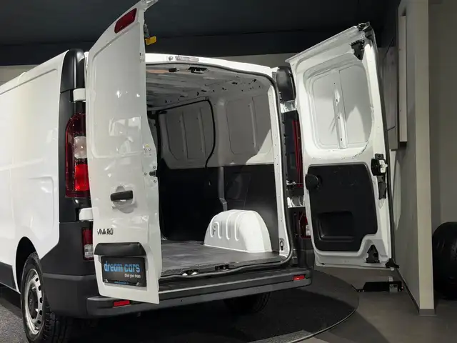 Opel Vivaro view 18