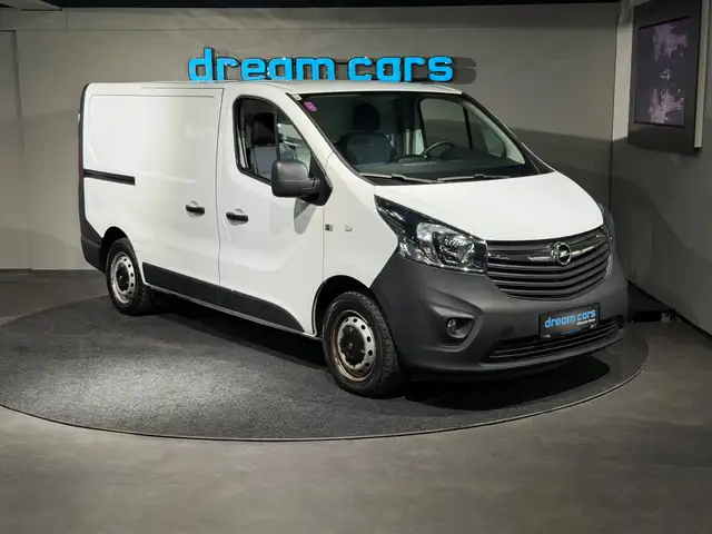 Opel Vivaro view 9