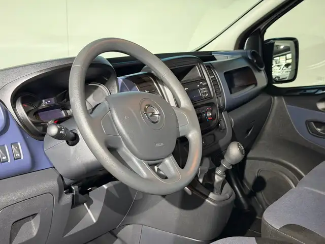 Opel Vivaro view 22