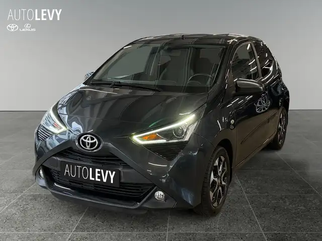 Toyota Aygo view 2