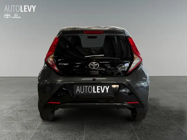 Toyota Aygo view 5