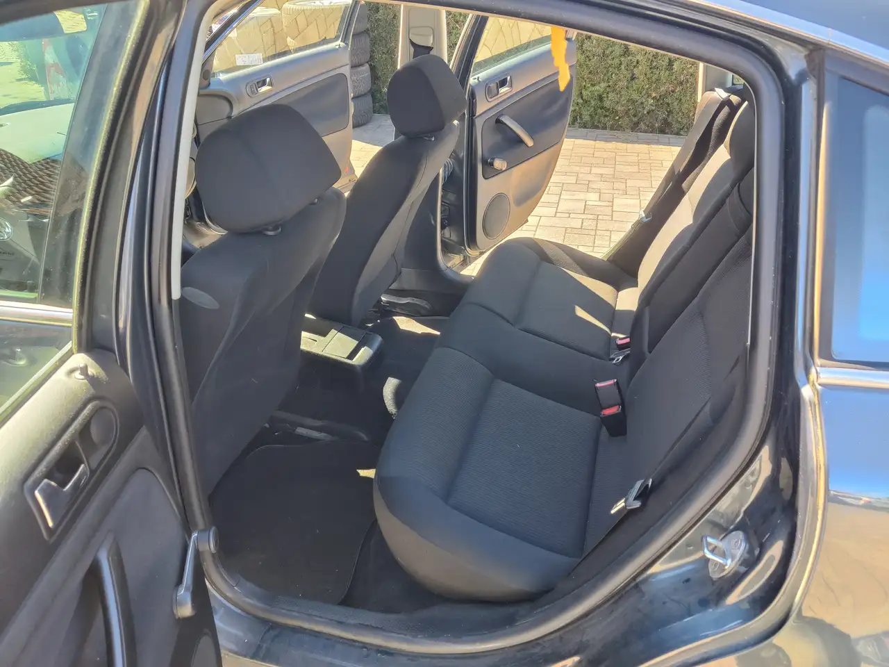 Volkswagen Passat 1.6, foto 10