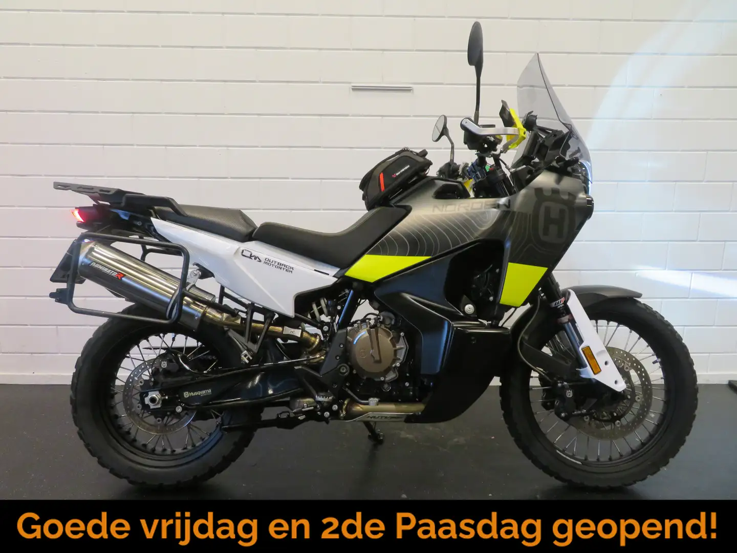 Husqvarna Norden 901 SUPERSTRAK Plateado - 1