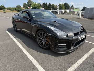 3.8 V6 550 Black Edition