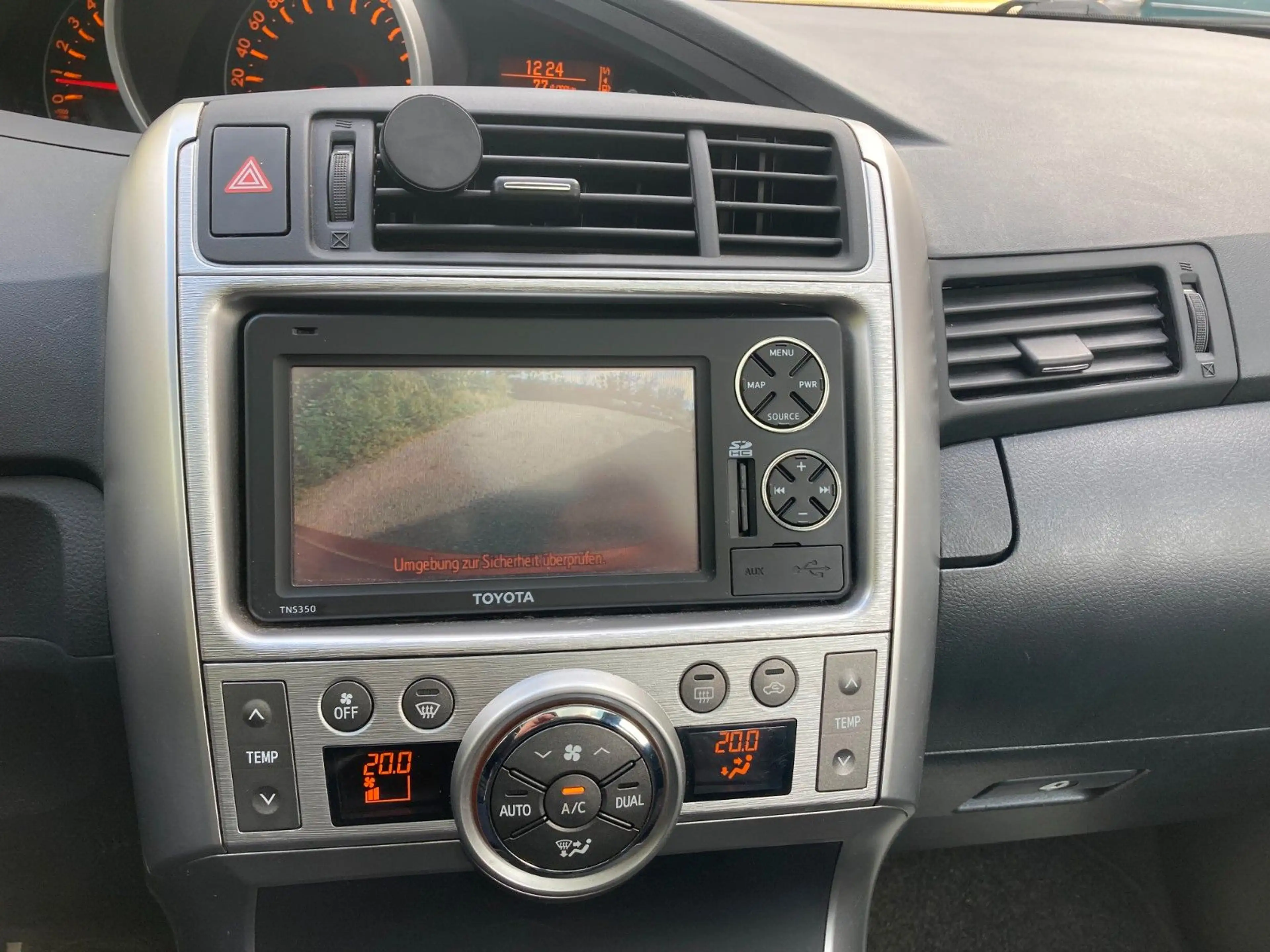 Toyota Verso Edition — photo 17