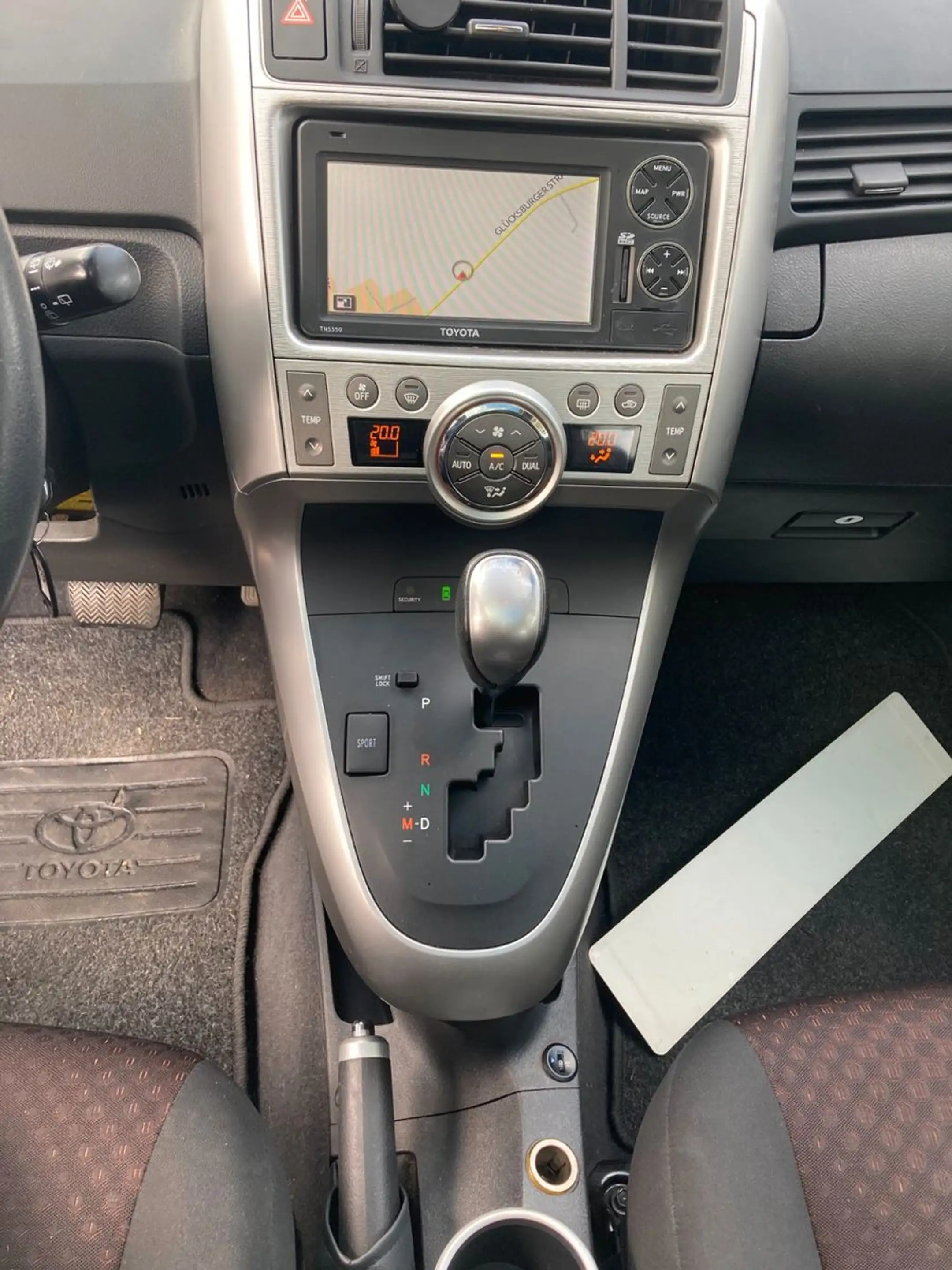 Toyota Verso Edition — photo 15