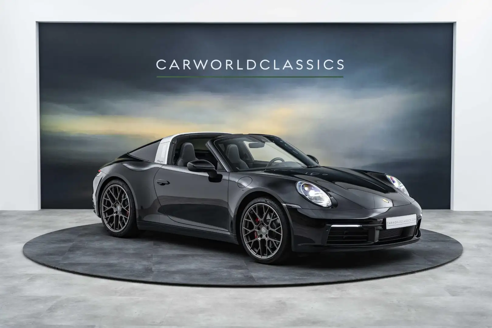 Porsche 992 992 - 3.0 TARGA 4S | 31.000km Noir - 1
