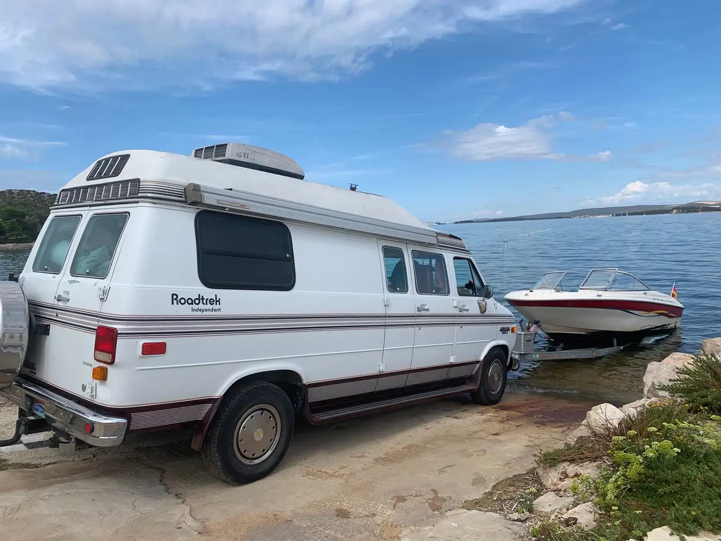 Chevrolet G Roadtrek Independence – US-Camper Білий - 1