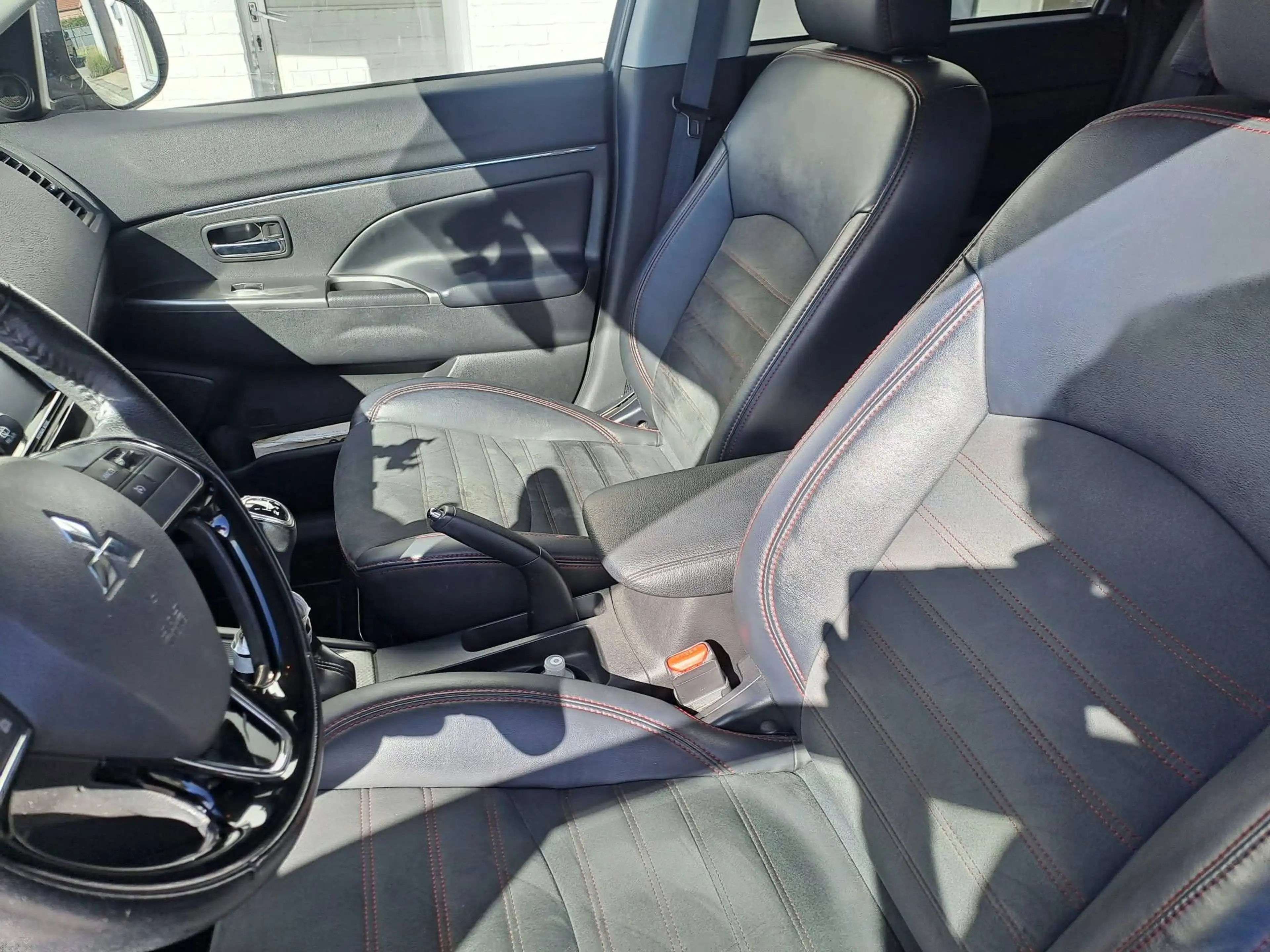 Mitsubishi ASX ASX 1.6i 2WD Diamond Edition (EU6d-TEMP) — photo 6