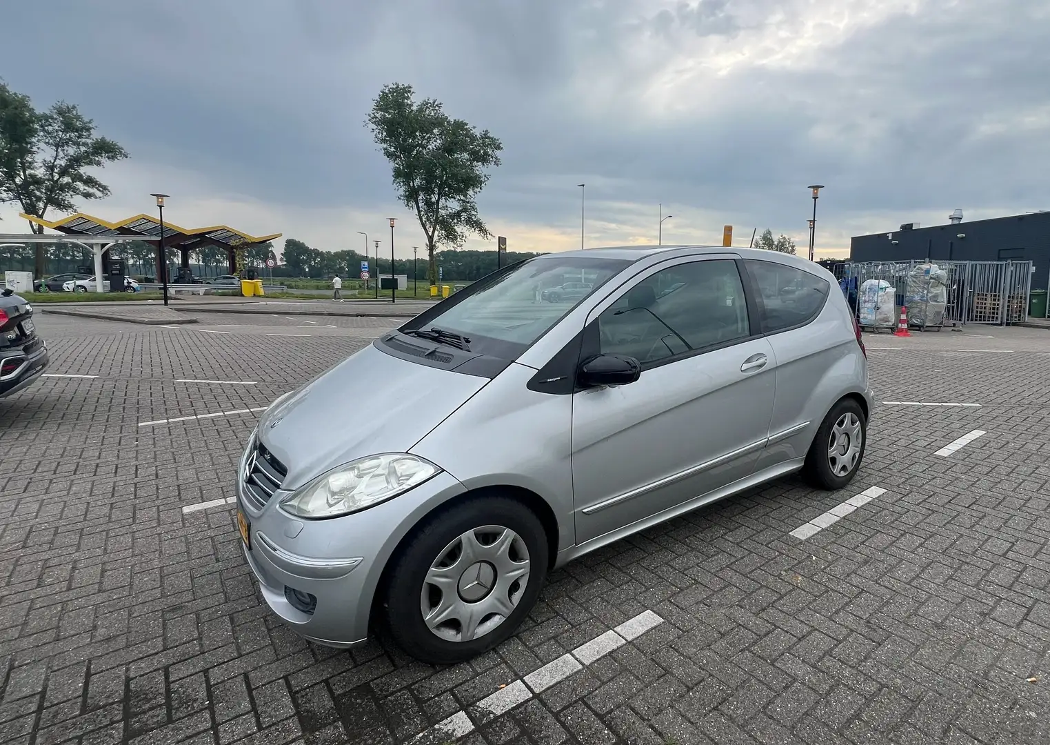 Mercedes-Benz A 200 A 200 Avantgarde Stříbrná - 1