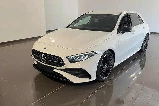 Mercedes-Benz 200 A 200 d AMG Line Advanced auto