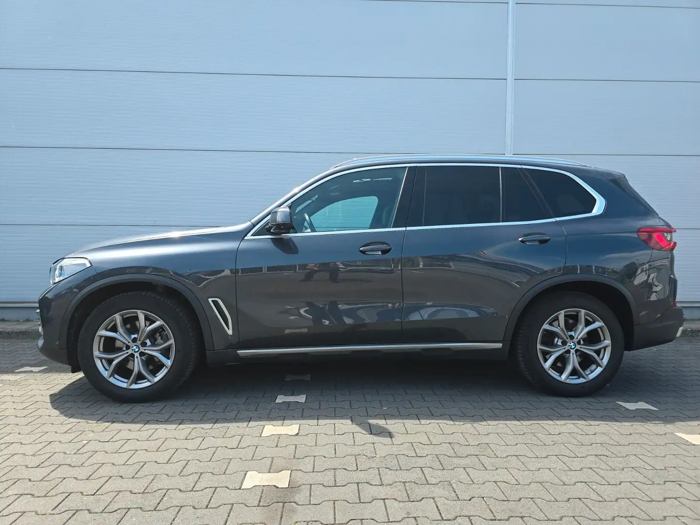 BMW X5 xDrive 30d X Line (Laser/Panorama/Head-Up) Grau - 1